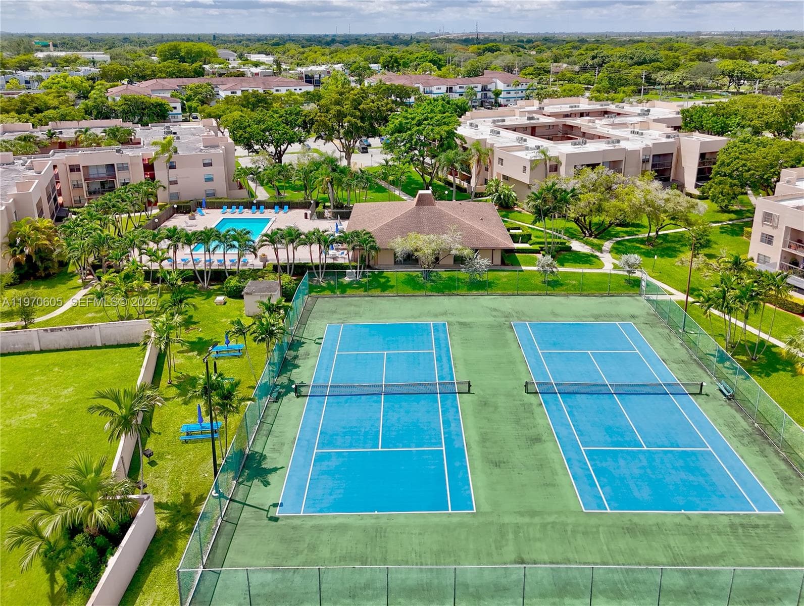 GARDEN OF KENDALL CONDO N · #117 in Miami - Photo 13