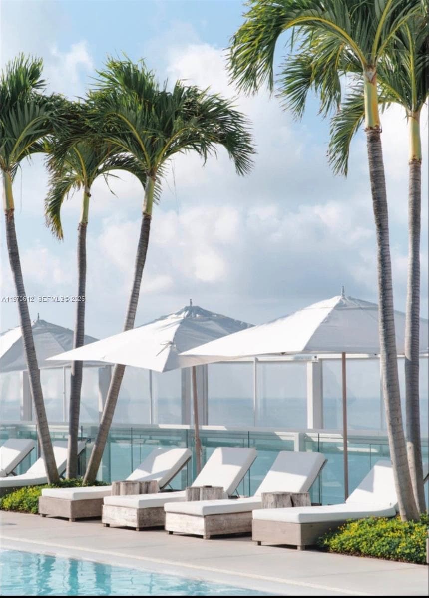 Roney Palace · #338 in Miami Beach - Photo 41