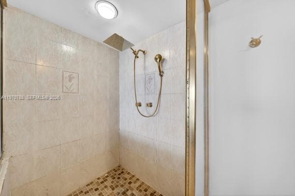 THE ISLANDER CLUB CONDO · #506 in North Bay Village - Photo 24