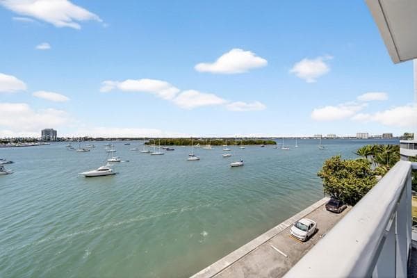 THE ISLANDER CLUB CONDO · #506 in North Bay Village - Photo 18