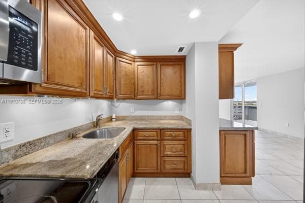 THE ISLANDER CLUB CONDO · #506 in North Bay Village - Photo 15
