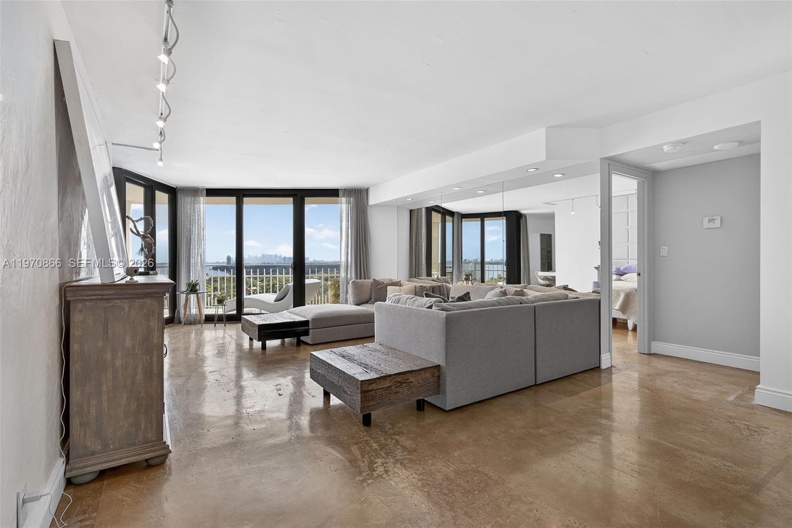 TOWERS OF QUAYSIDE · #1408 in Miami - Photo 2