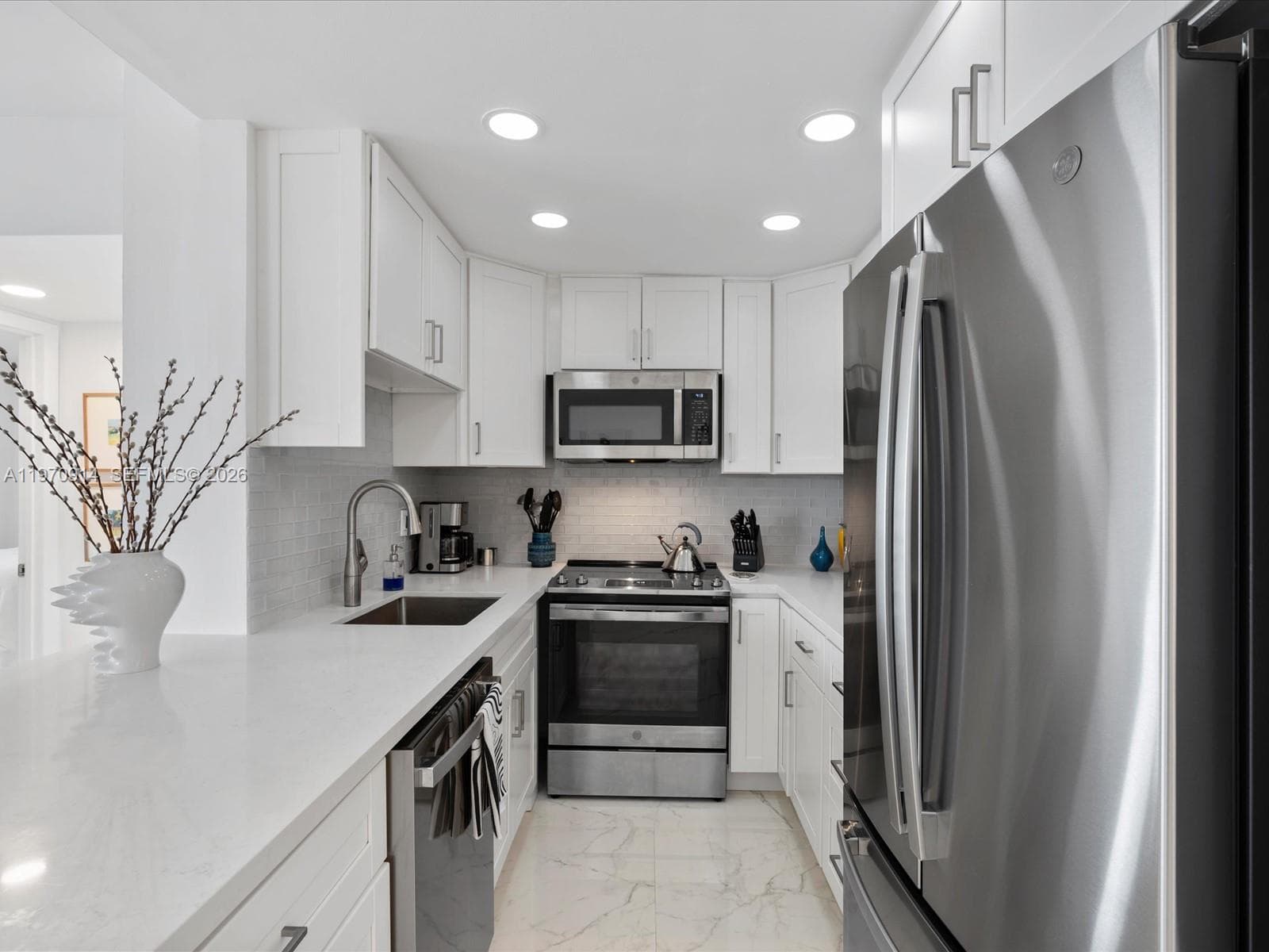 BIRCH CREST APARTMENTS IN · #PH in Fort Lauderdale - Photo 5