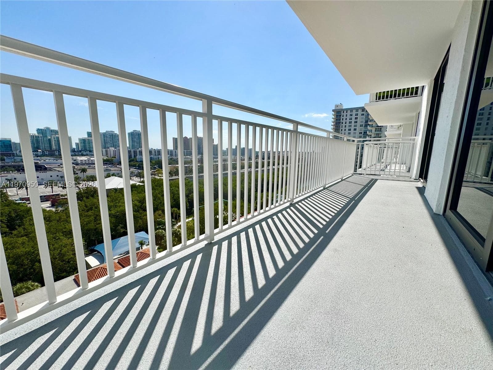 Winston Towers · #1205 in Sunny Isles Beach - Photo 6