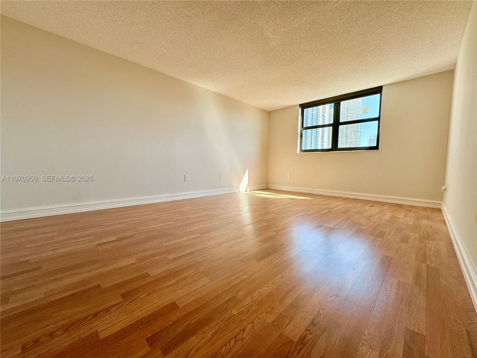 Winston Towers · #1205 in Sunny Isles Beach - Photo 16