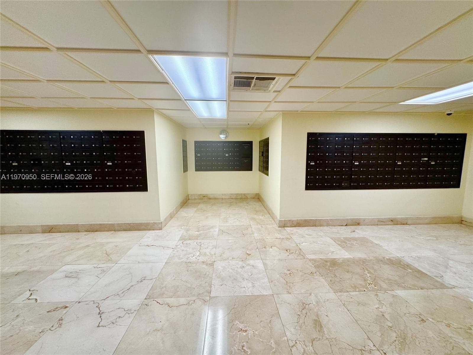 Winston Towers · #1205 in Sunny Isles Beach - Photo 38