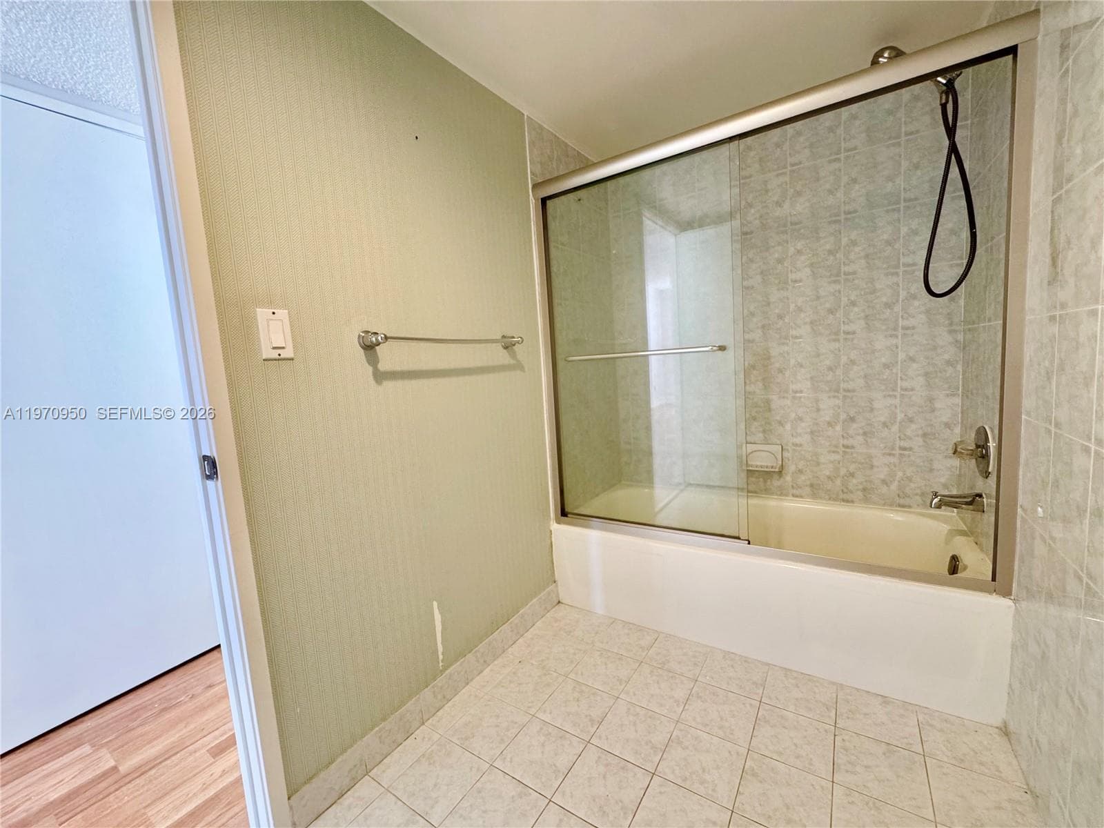 Winston Towers · #1205 in Sunny Isles Beach - Photo 33