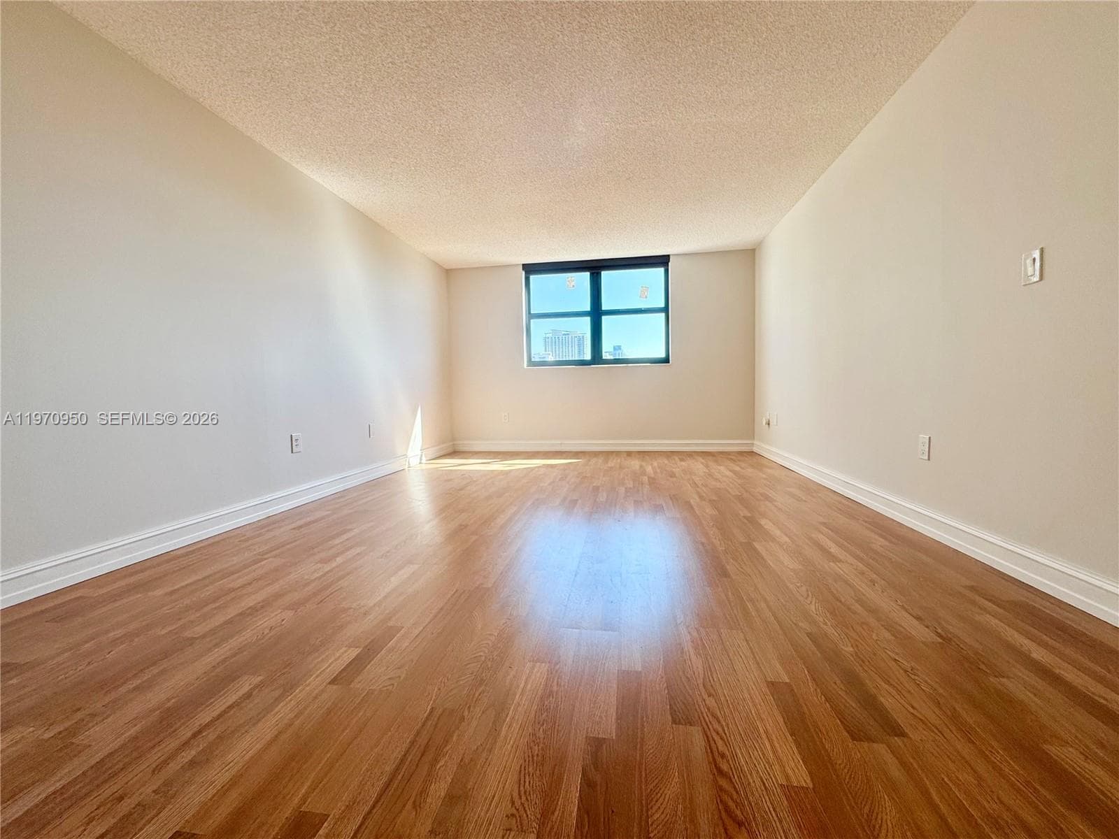 Winston Towers · #1205 in Sunny Isles Beach - Photo 15