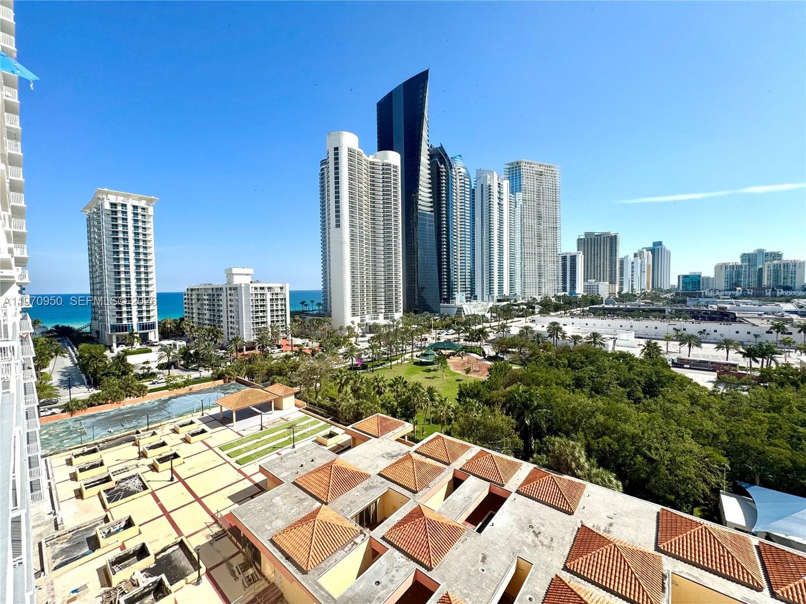 Winston Towers · #1205 in Sunny Isles Beach - Photo 4