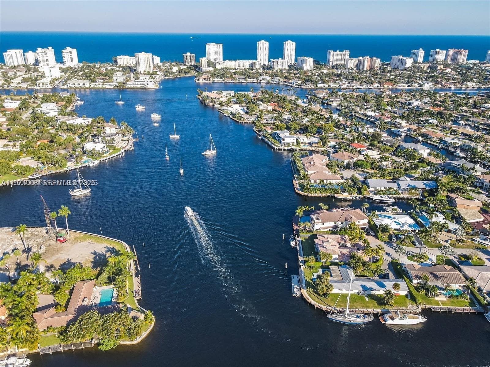 BAY YACHT CLUB · #209 in Pompano Beach - Photo 5