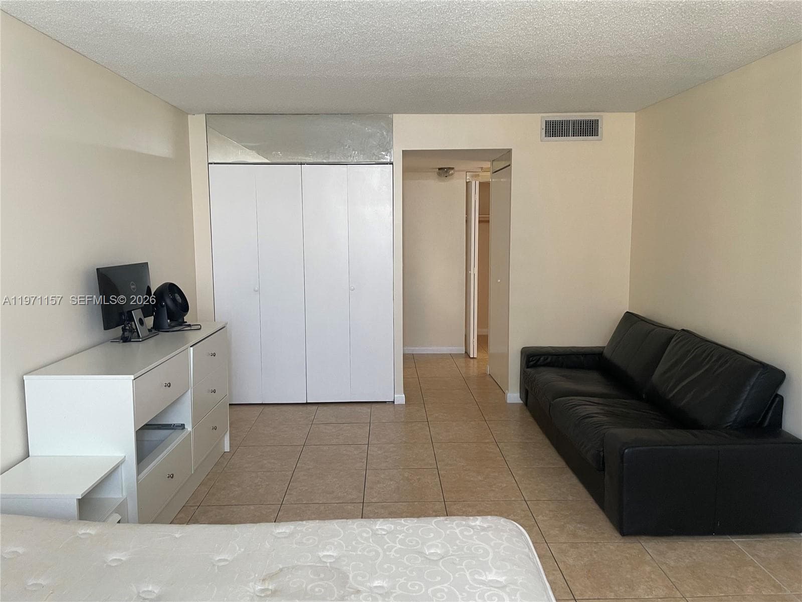WINSTON TOWERS 100 CONDO · #1215 in Sunny Isles Beach - Photo 6
