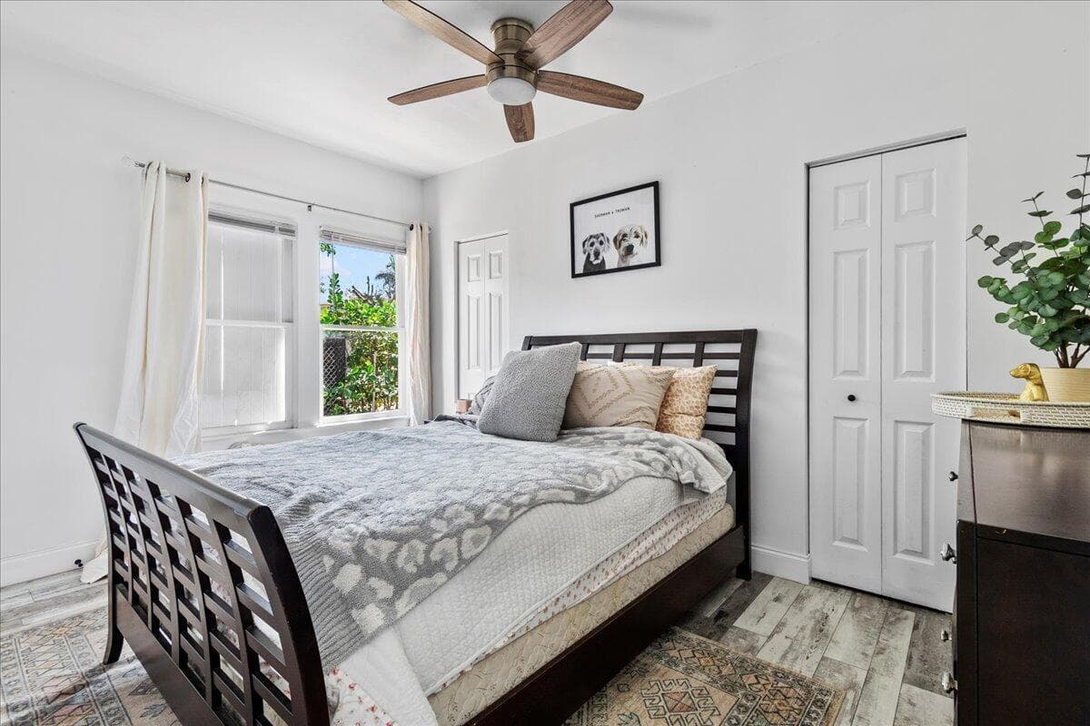 16-Bedroom 2 with 0.5 ensuite