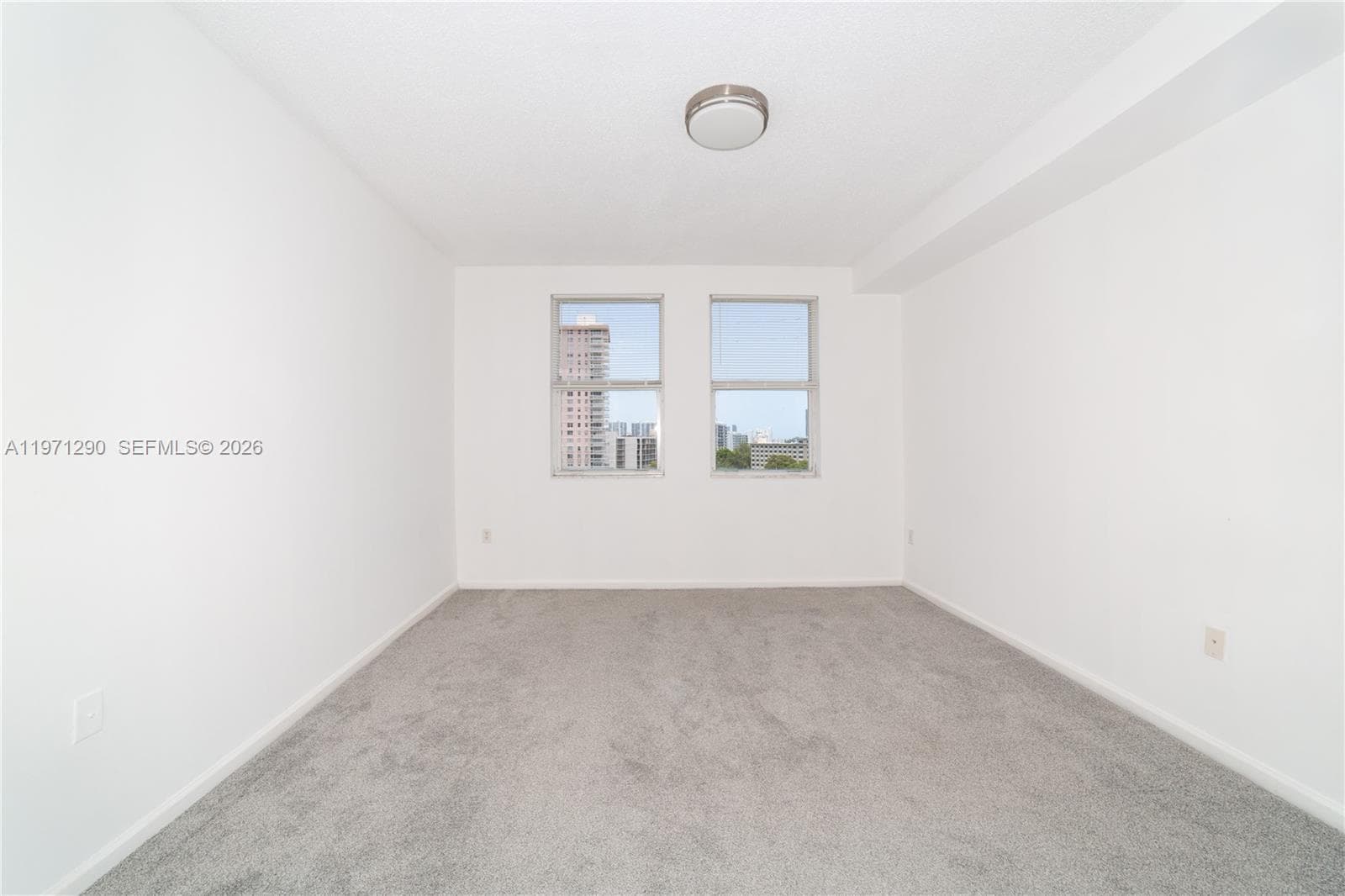 Porto Bellagio · #2911 in Sunny Isles Beach - Photo 12