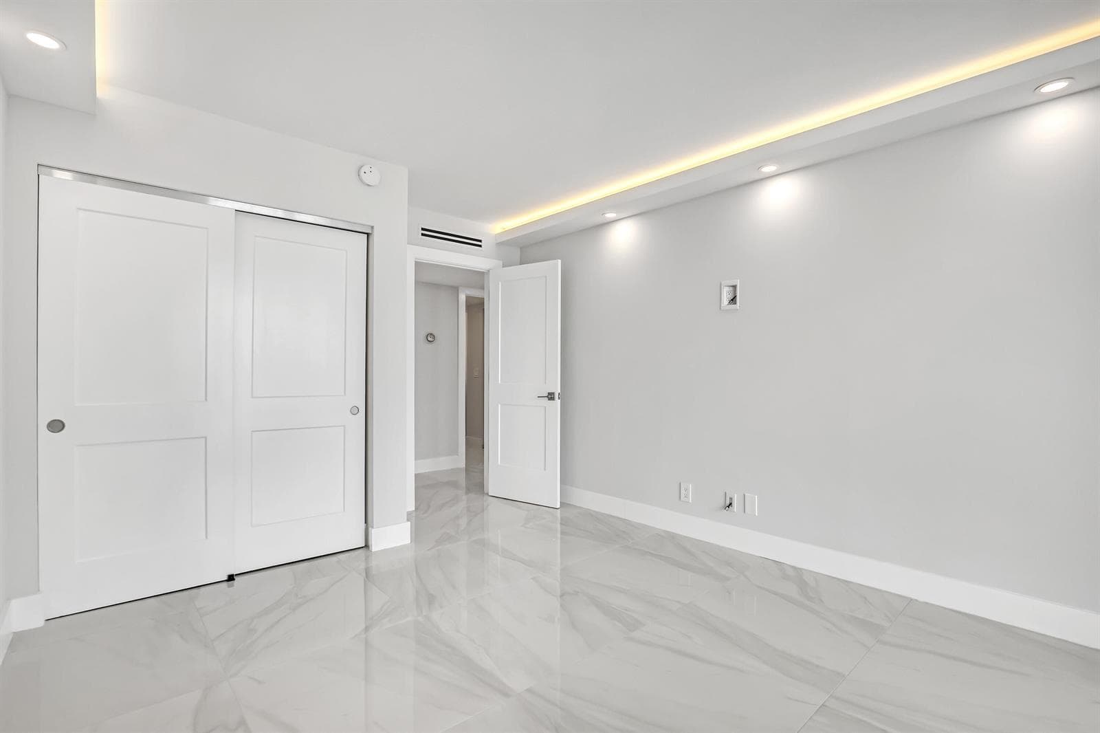 3610 S Ocean #508 (27)