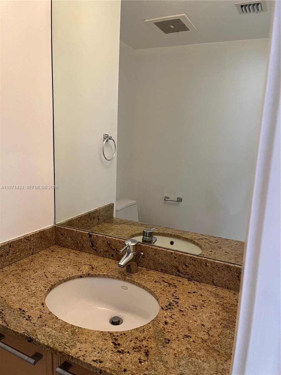 Sayan Condominium · #2603 in Sunny Isles Beach - Photo 17