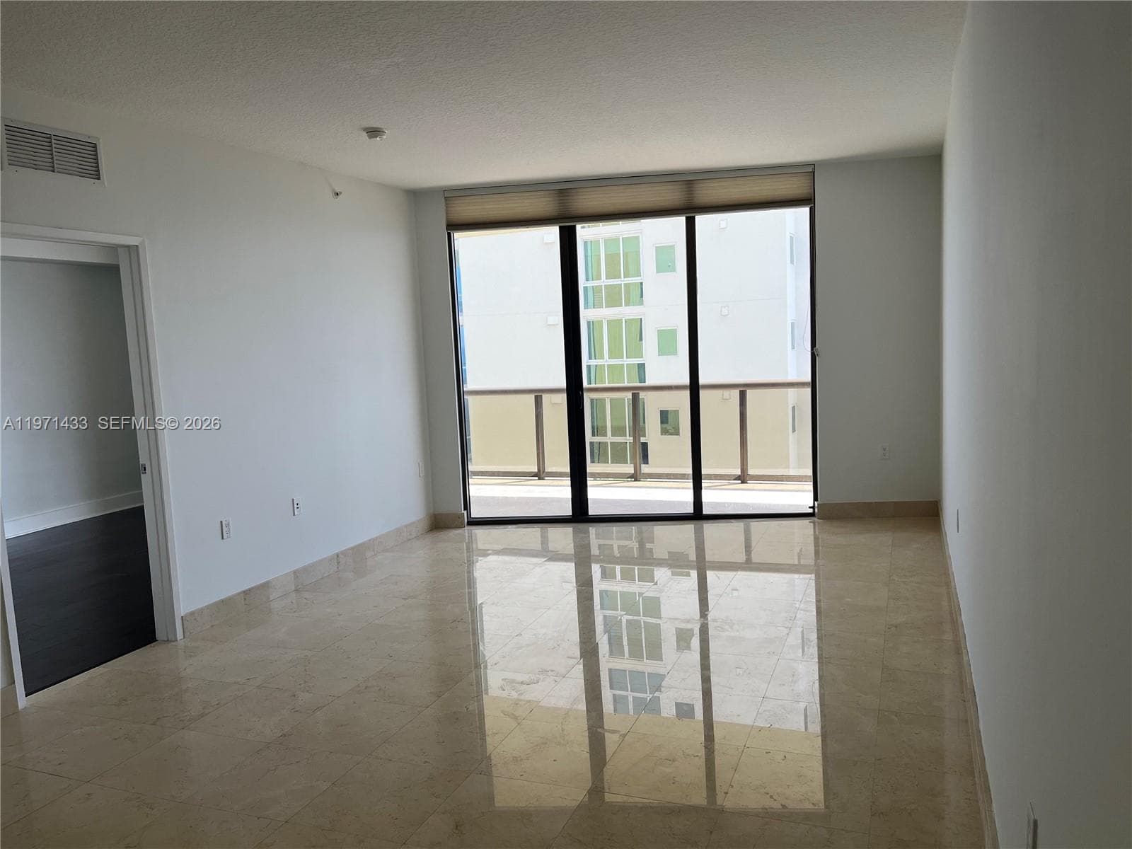 Sayan Condominium · #2603 in Sunny Isles Beach - Photo 7