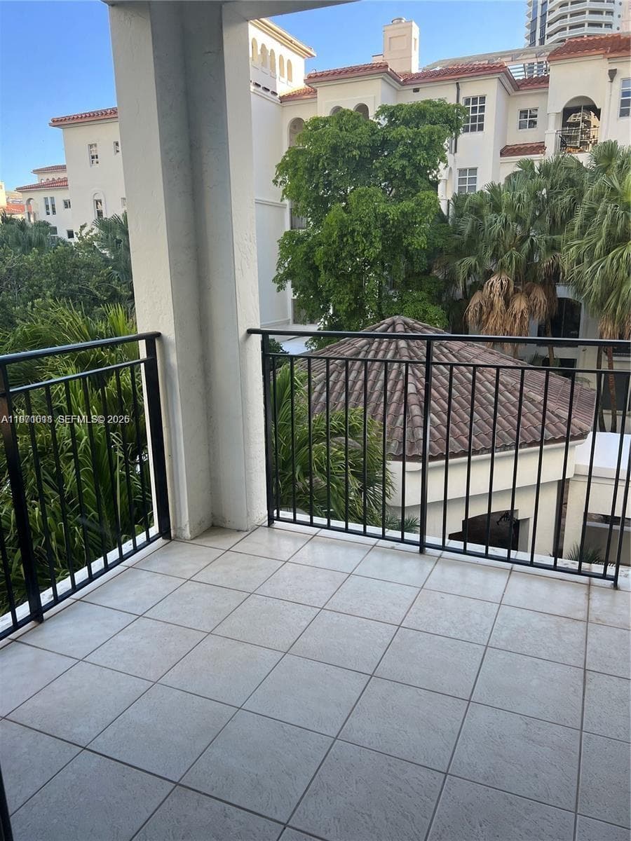 Mediterranean Village · #B308 in Aventura - Photo 14