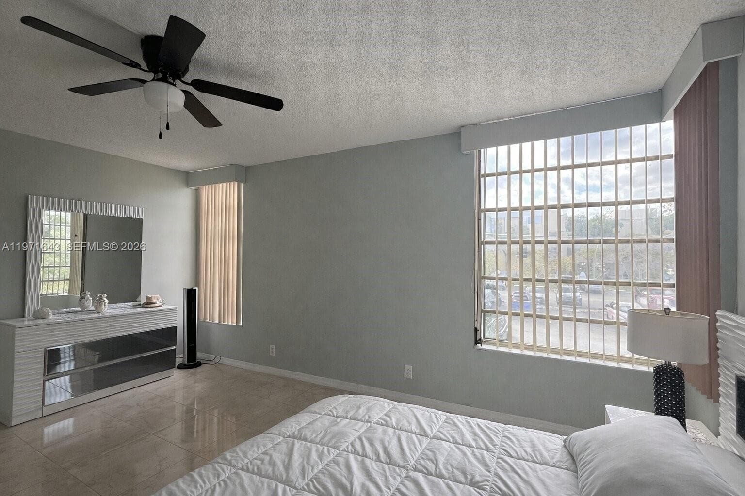 LAKE PARK CONDO NO 1 - BL · #2H in Miami - Photo 12