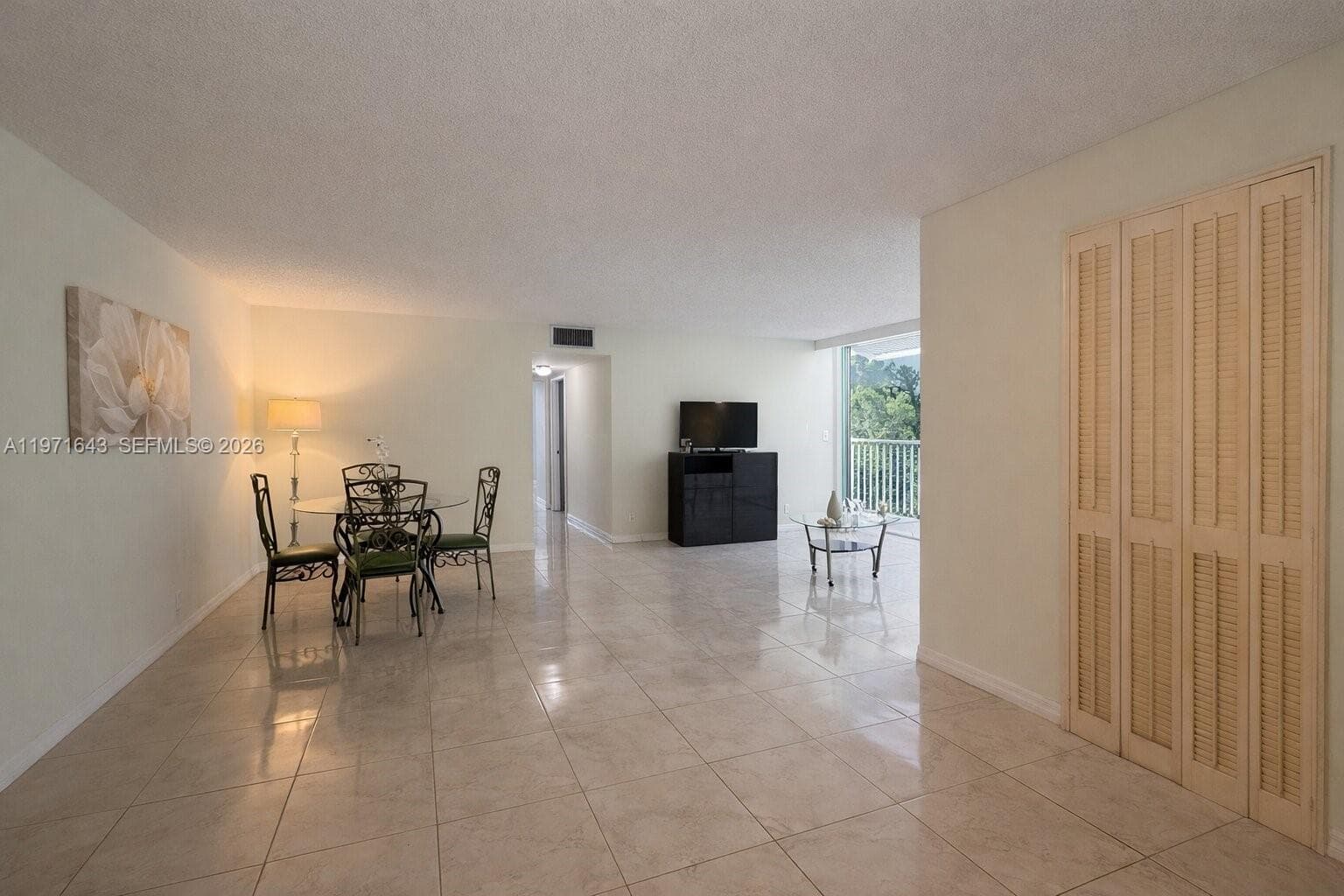 LAKE PARK CONDO NO 1 - BL · #2H in Miami - Photo 8