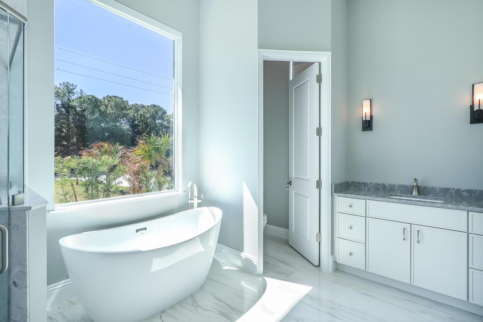 26-Master Bathroom