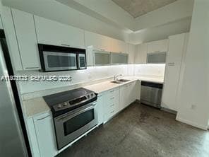 Loft Downtown II · #2110 in Miami - Photo 15