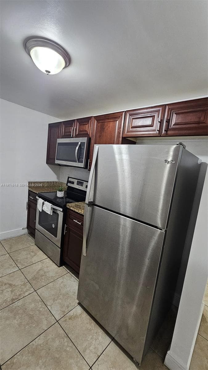 535 NW 19th St #369 photo 17