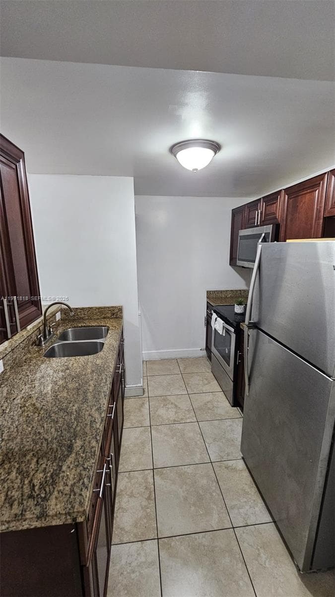 535 NW 19th St #369 photo 20