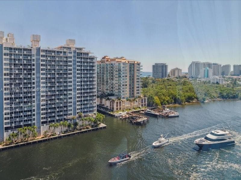 GALLERY ONE CONDO · #1428 in Fort Lauderdale - Photo 28