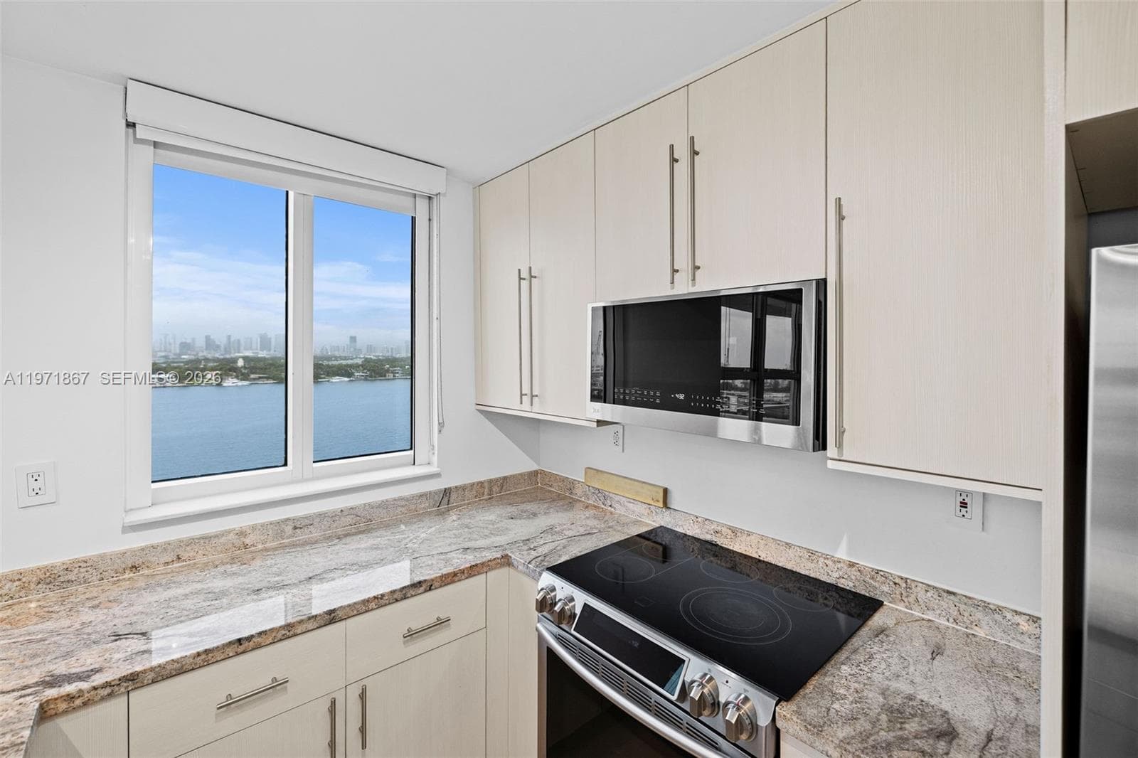 THE FLORIDIAN CONDO · #1401 in Miami Beach - Photo 13