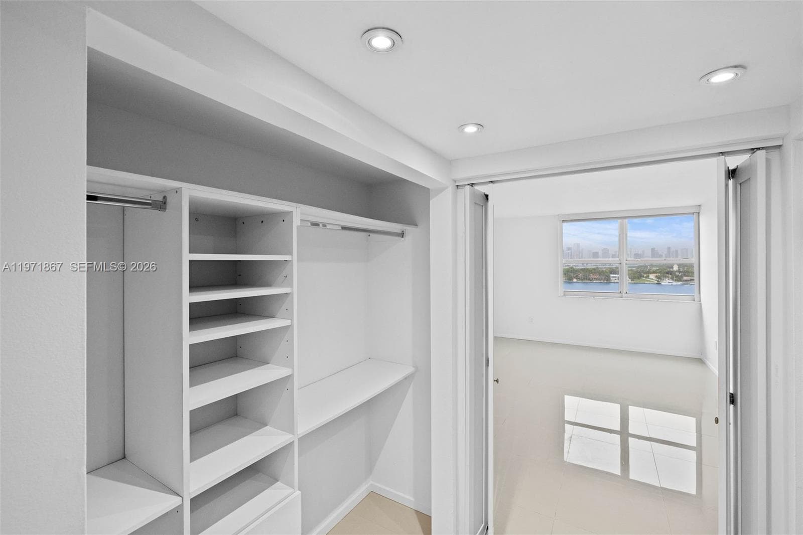 THE FLORIDIAN CONDO · #1401 in Miami Beach - Photo 26