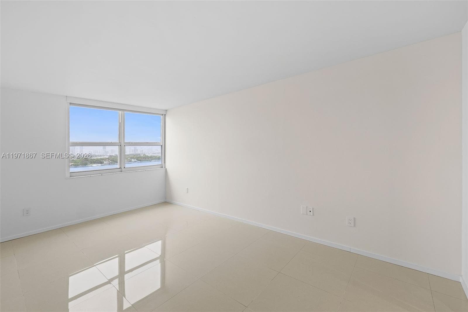 THE FLORIDIAN CONDO · #1401 in Miami Beach - Photo 21