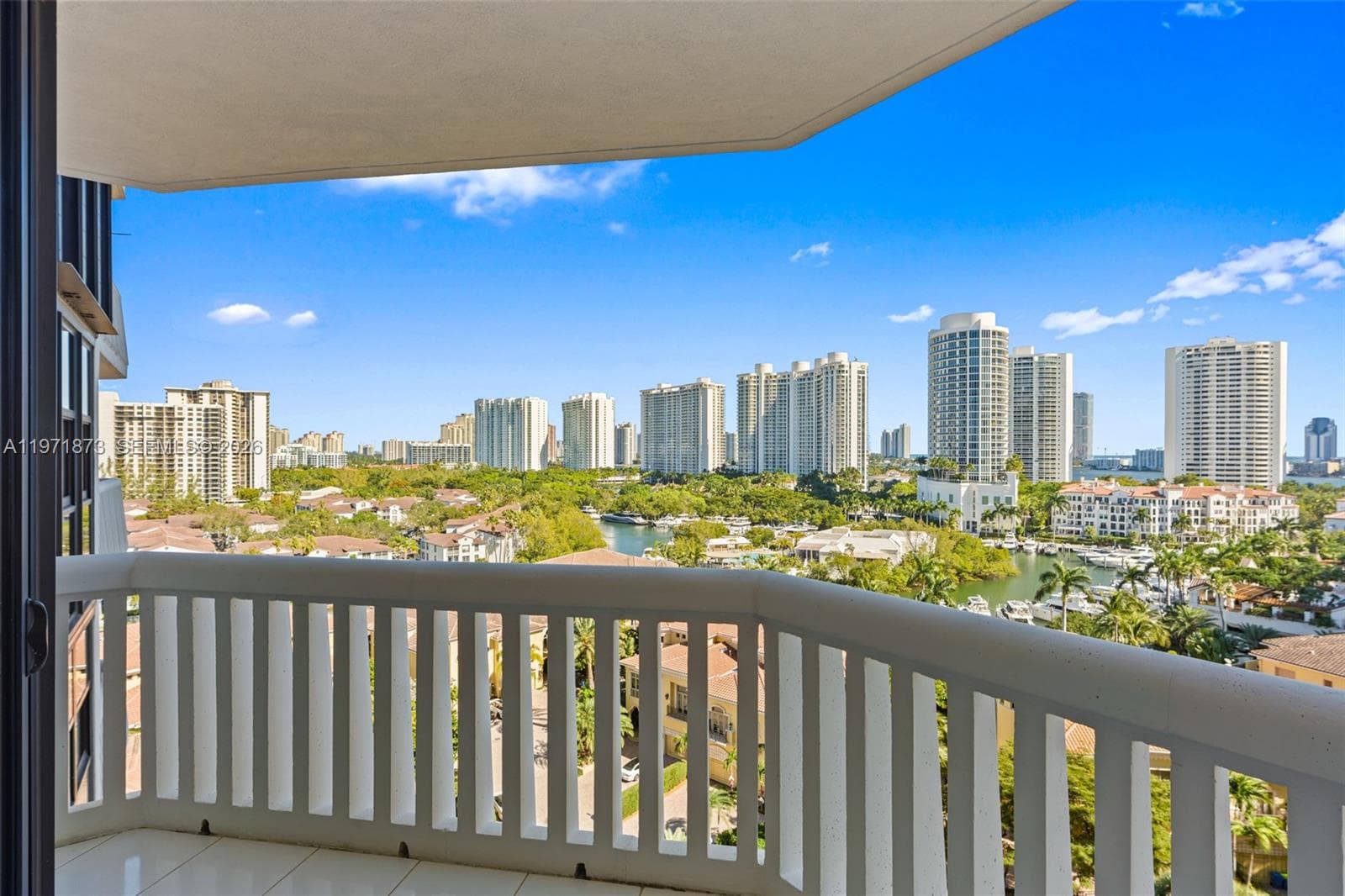 1000 WILLIAMS ISLAND · #1209 in Aventura - Photo 17