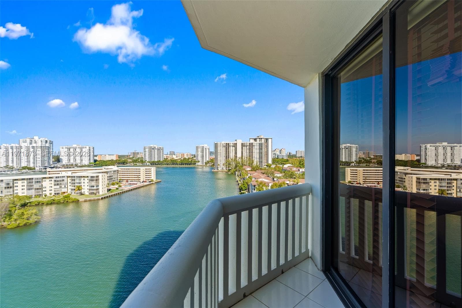 1000 WILLIAMS ISLAND · #1209 in Aventura - Photo 12