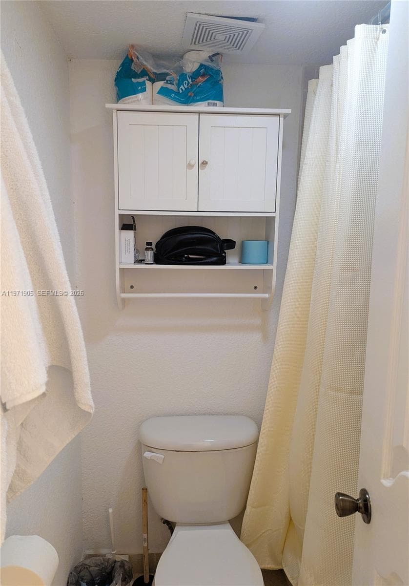 BRICKELL WEST CONDO · #408 in Miami - Photo 17