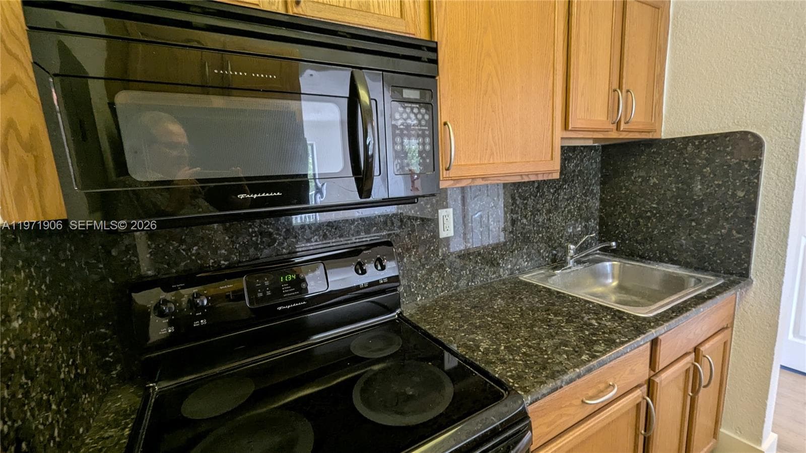 BRICKELL WEST CONDO · #408 in Miami - Photo 22