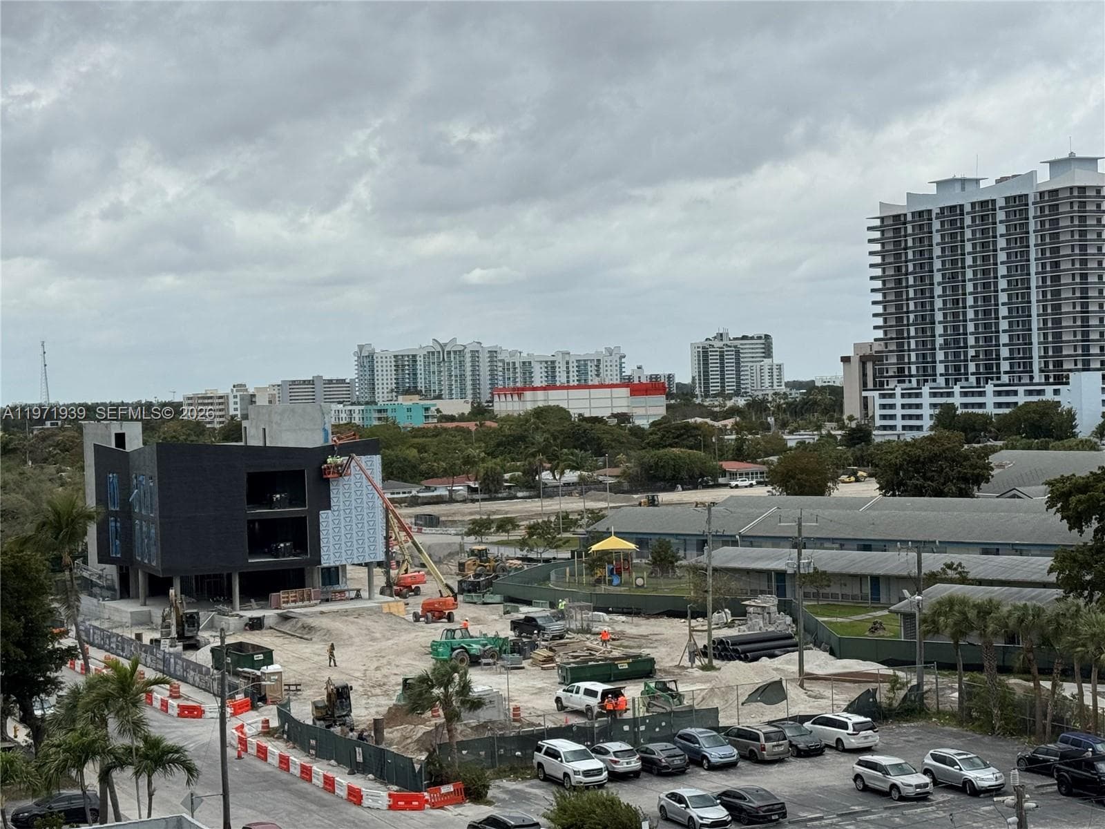 Treasure On The Bay II · #7L in North Bay Village - Photo 30