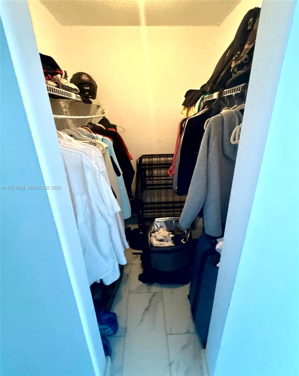 EASTVIEW VILLAS · #202 in Miami Beach - Photo 18