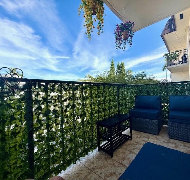 EASTVIEW VILLAS · #202 in Miami Beach - Photo 21