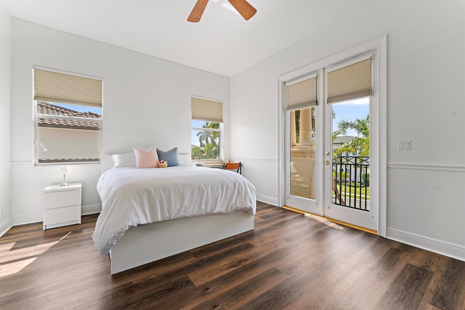 Bedroom with Ensuite Bath and Balcony