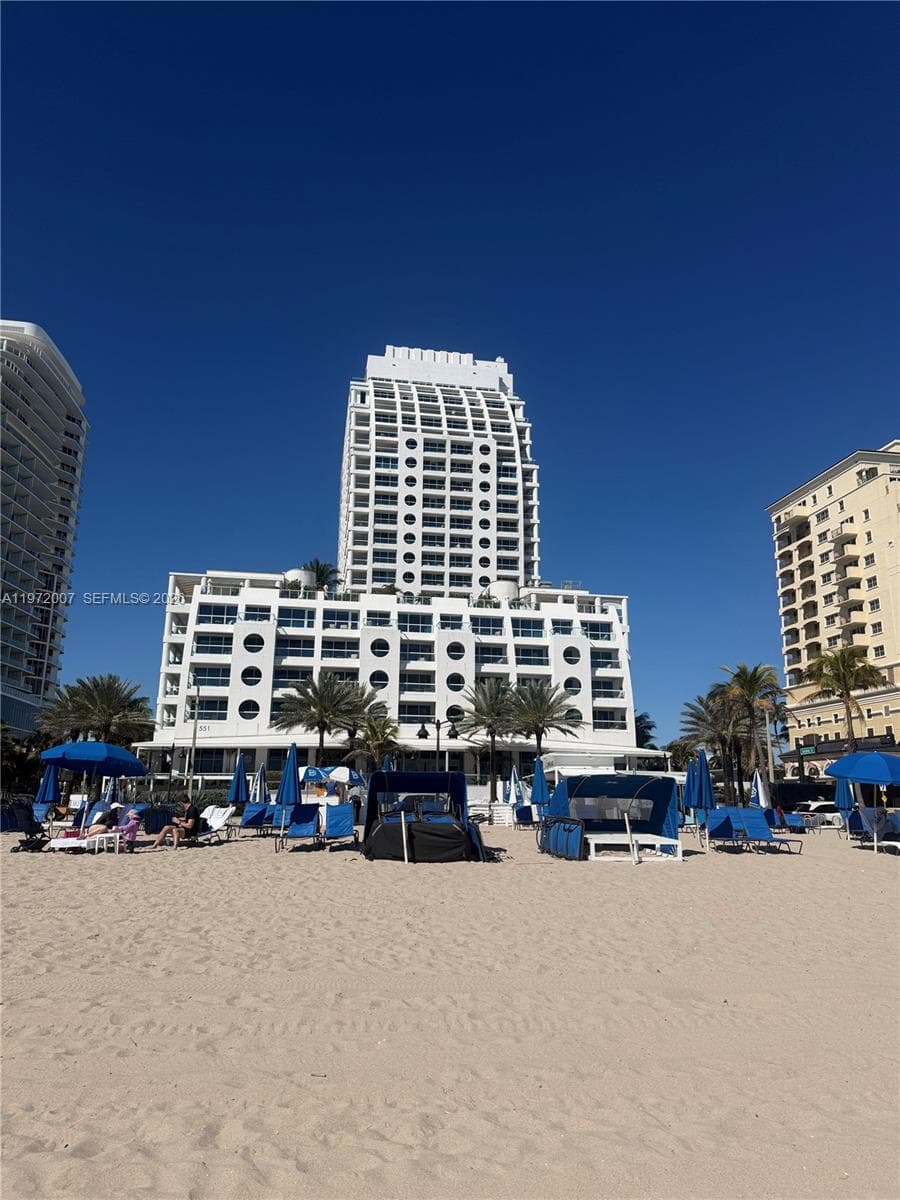 Conrad · #R2210 in Fort Lauderdale - Photo 2