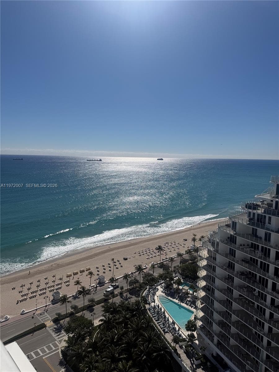 Conrad · #R2210 in Fort Lauderdale - Photo 16