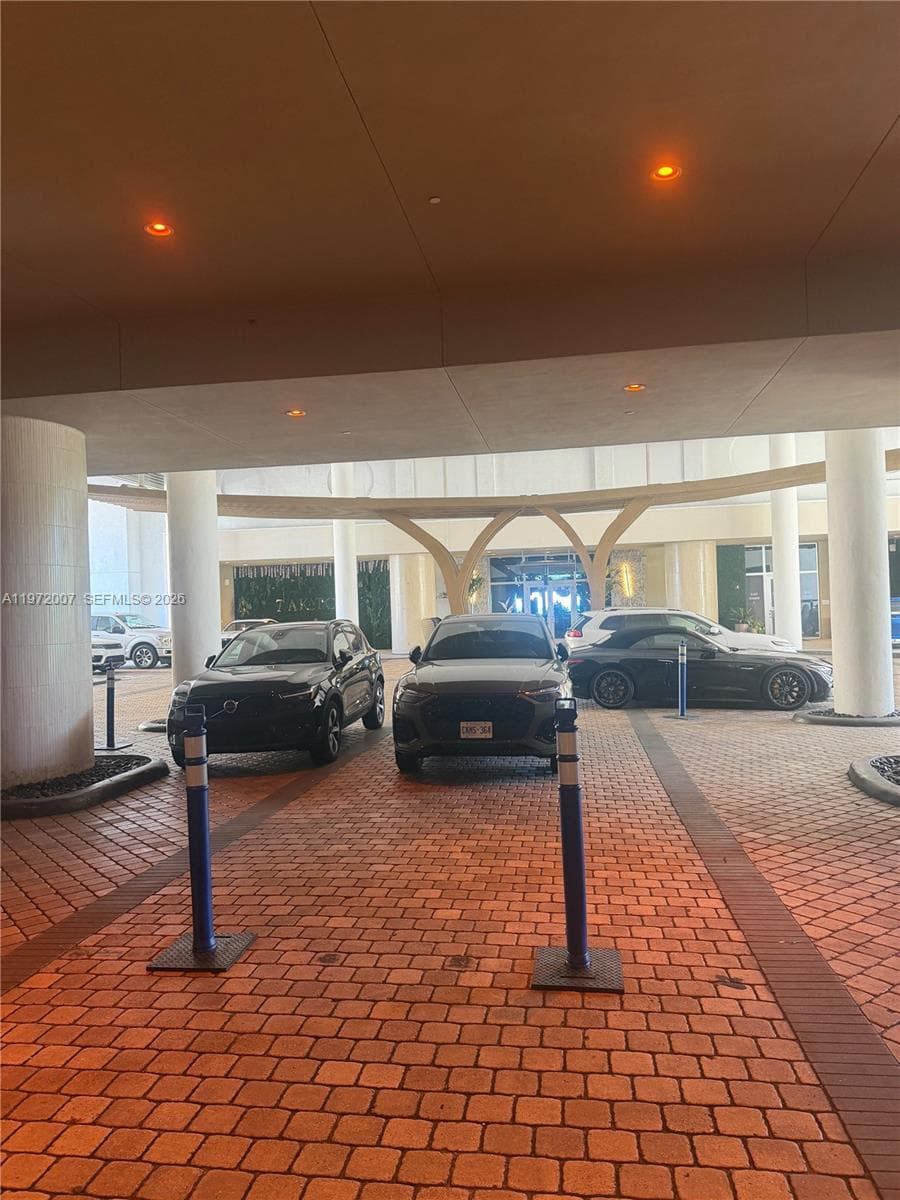 Conrad · #R2210 in Fort Lauderdale - Photo 24