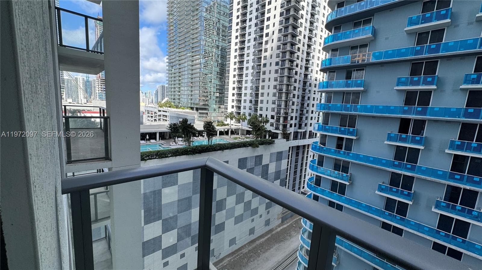 11 6th · #1508 in Miami - Photo 24
