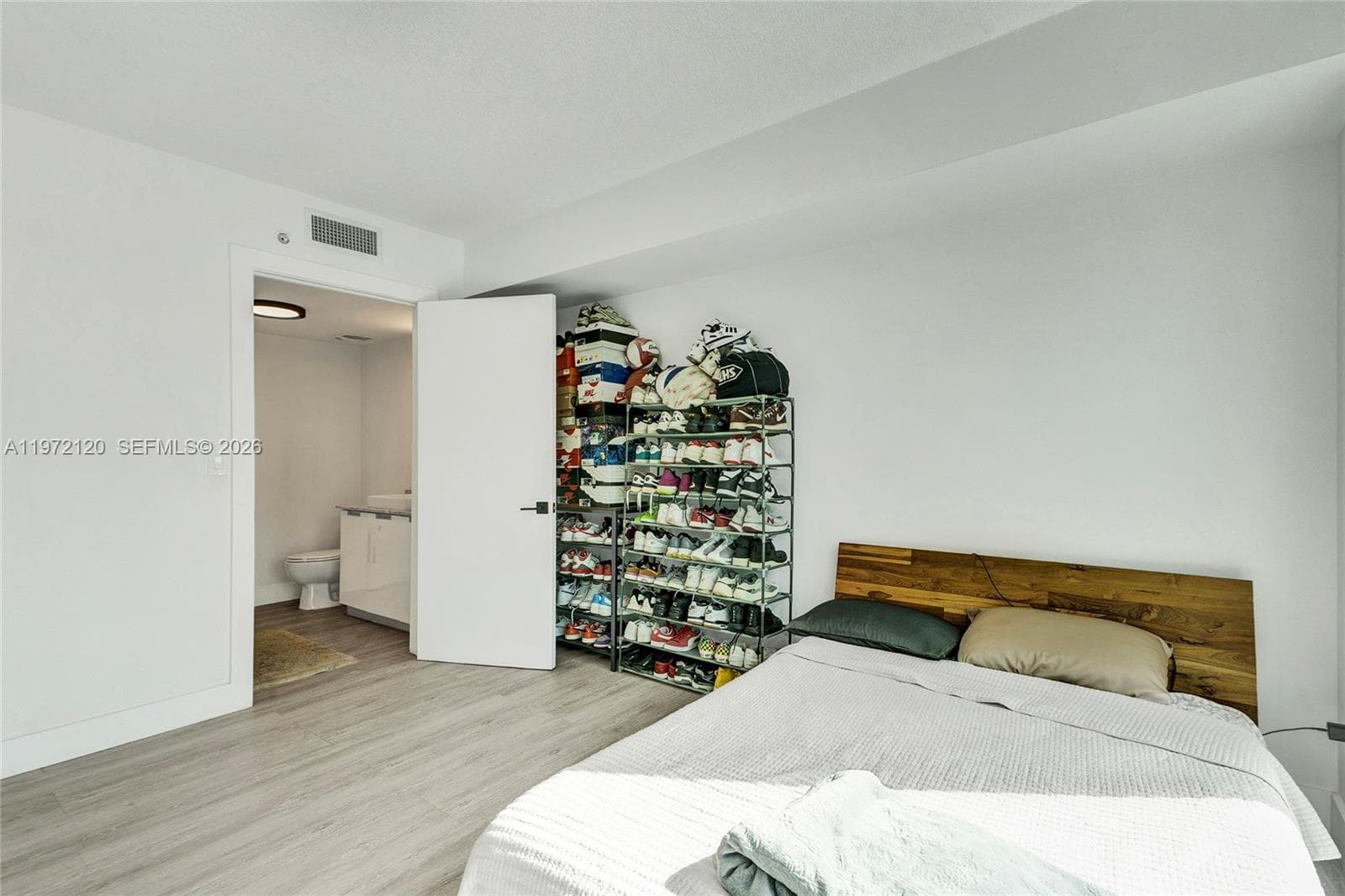 The Bridgewater Condo · #1404 in North Bay Village - Photo 23