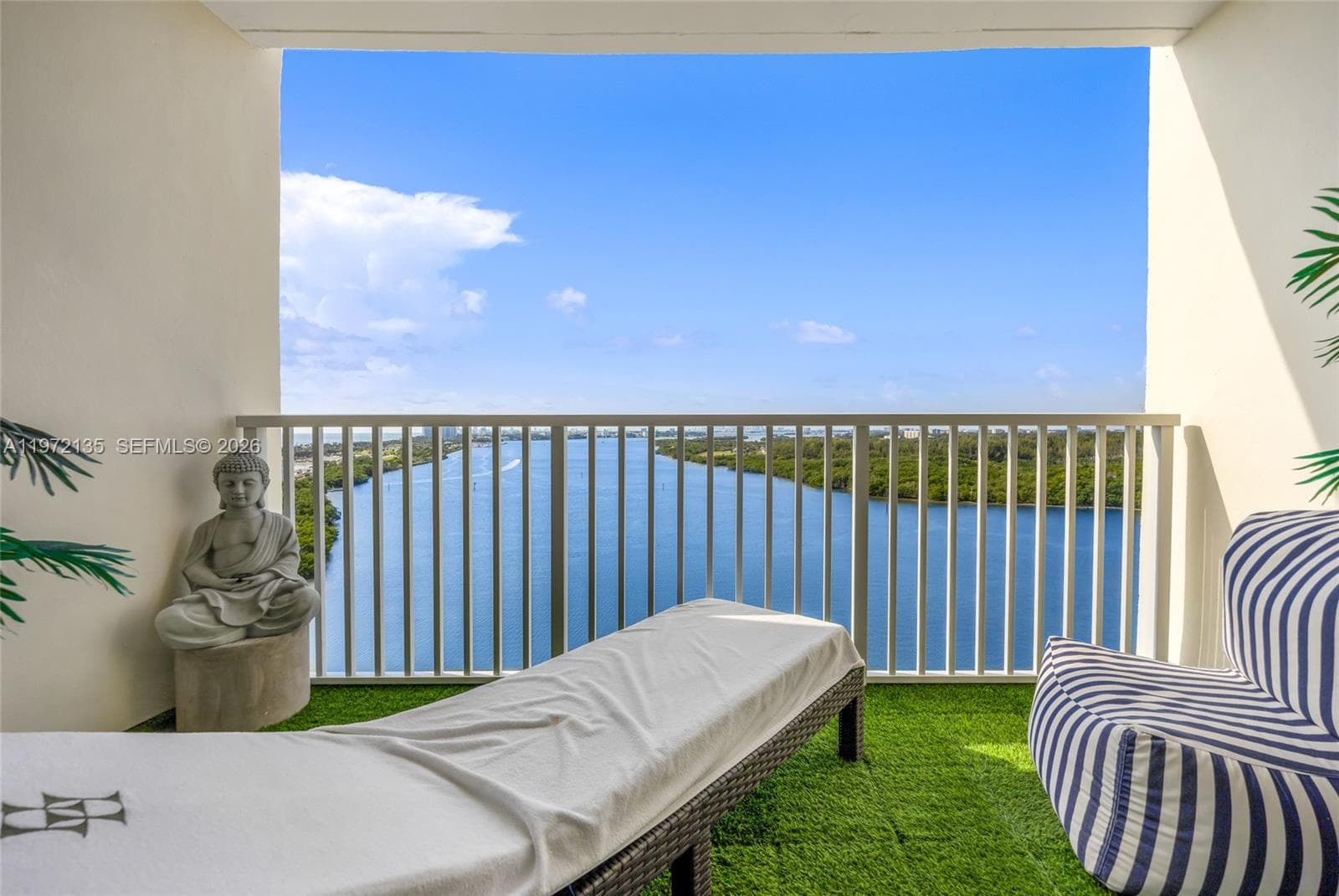 ARLEN HOUSE CONDO · #1614 in Sunny Isles Beach - Photo 2