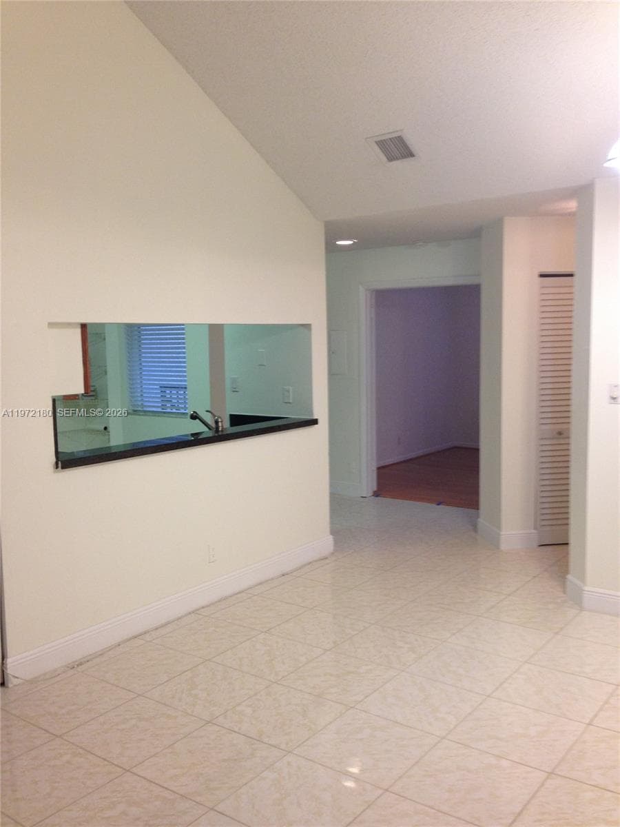PARC VISTA CONDO · #9403 in Miami - Photo 7