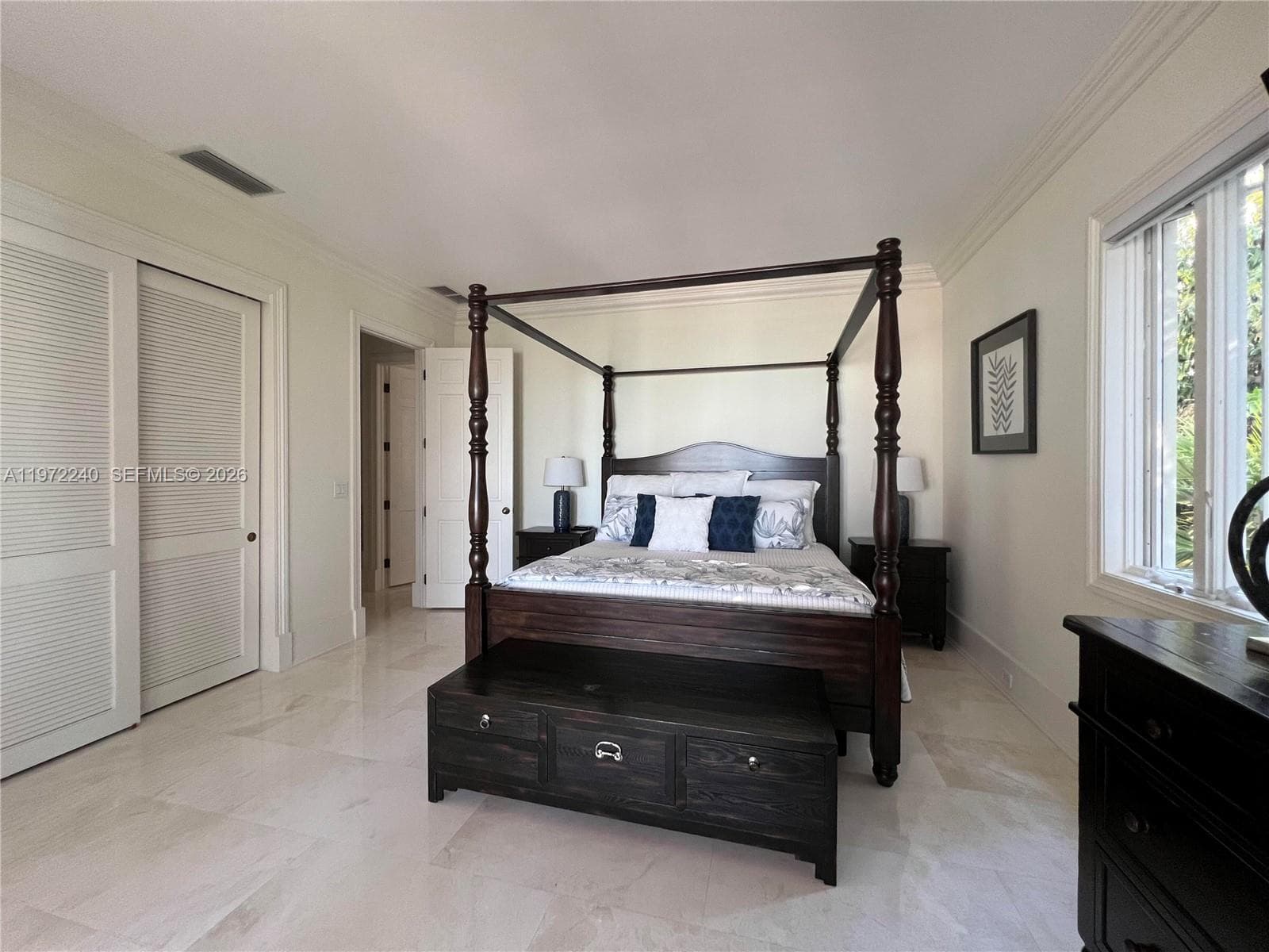 20 Avacado St photo 26