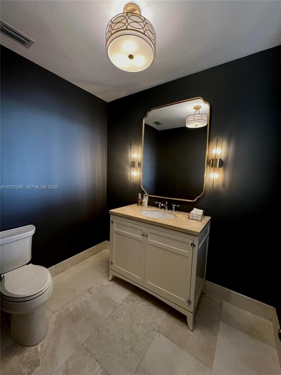 20 Avacado St photo 19