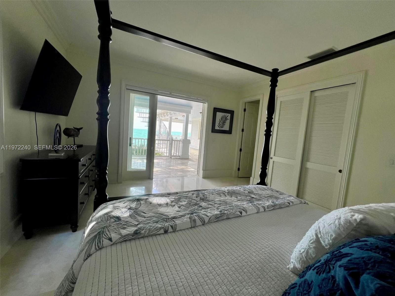 20 Avacado St photo 25