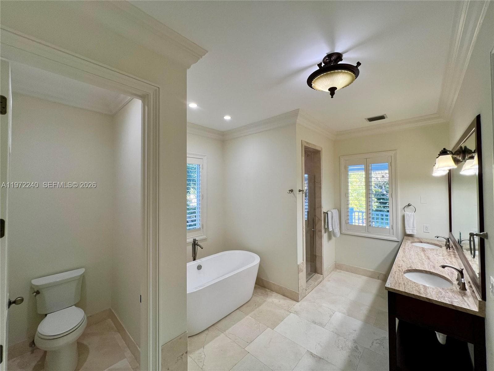 20 Avacado St photo 21